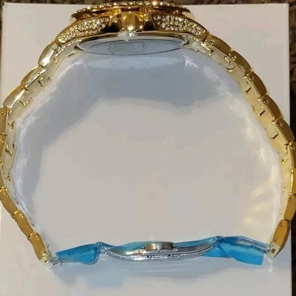 Men's Fully Covered Iced Goldplated Simulated Diamond Quartz Waterproof Watch - Picture 9 of 12